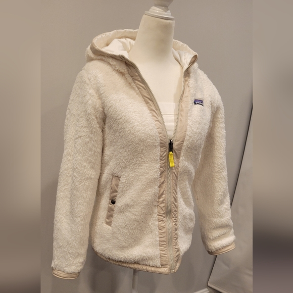 Patagonia Hooded Reversible Beige down jacket ,(Full Zip) Girls Size XL 14 - Picture 8 of 10